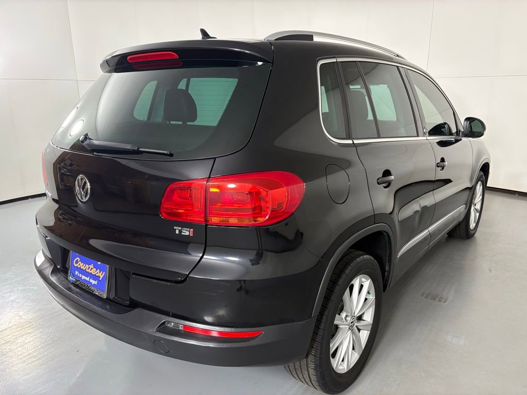 Used 2017 Volkswagen Tiguan Wolfsburg Edition image 8