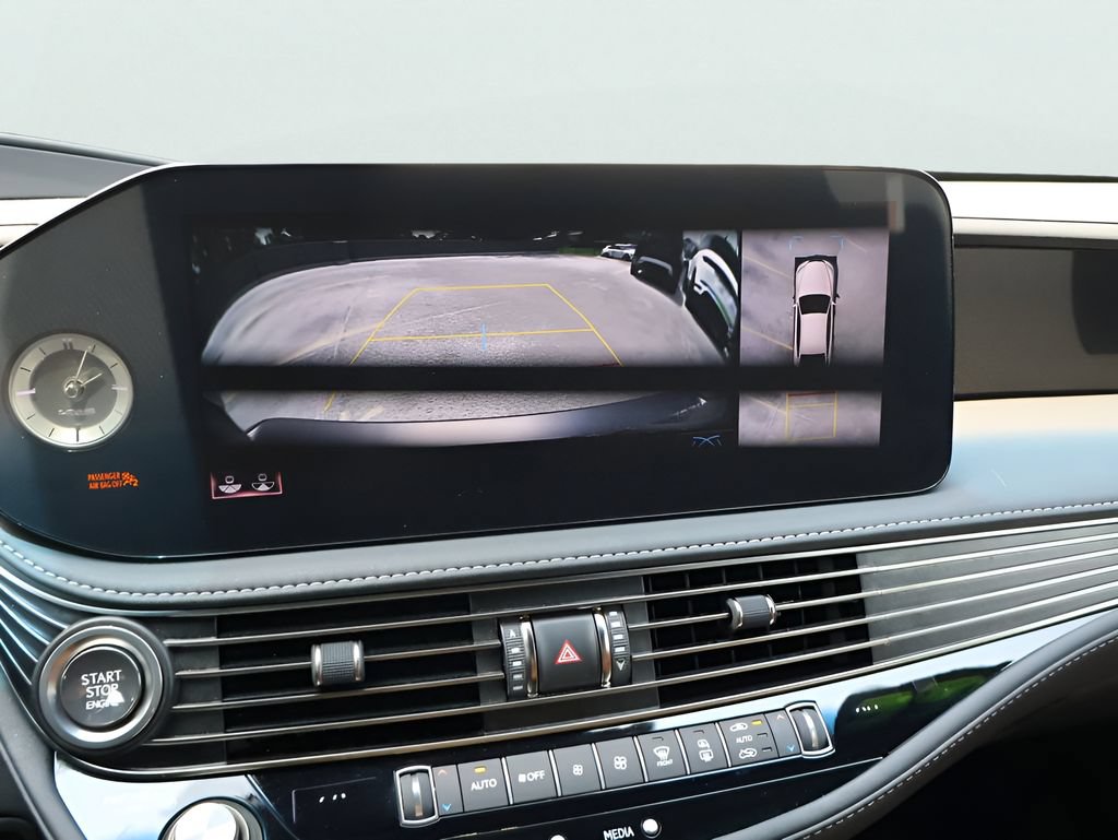Used 2022 Lexus LS 500 AWD w/ Luxury Package image 23