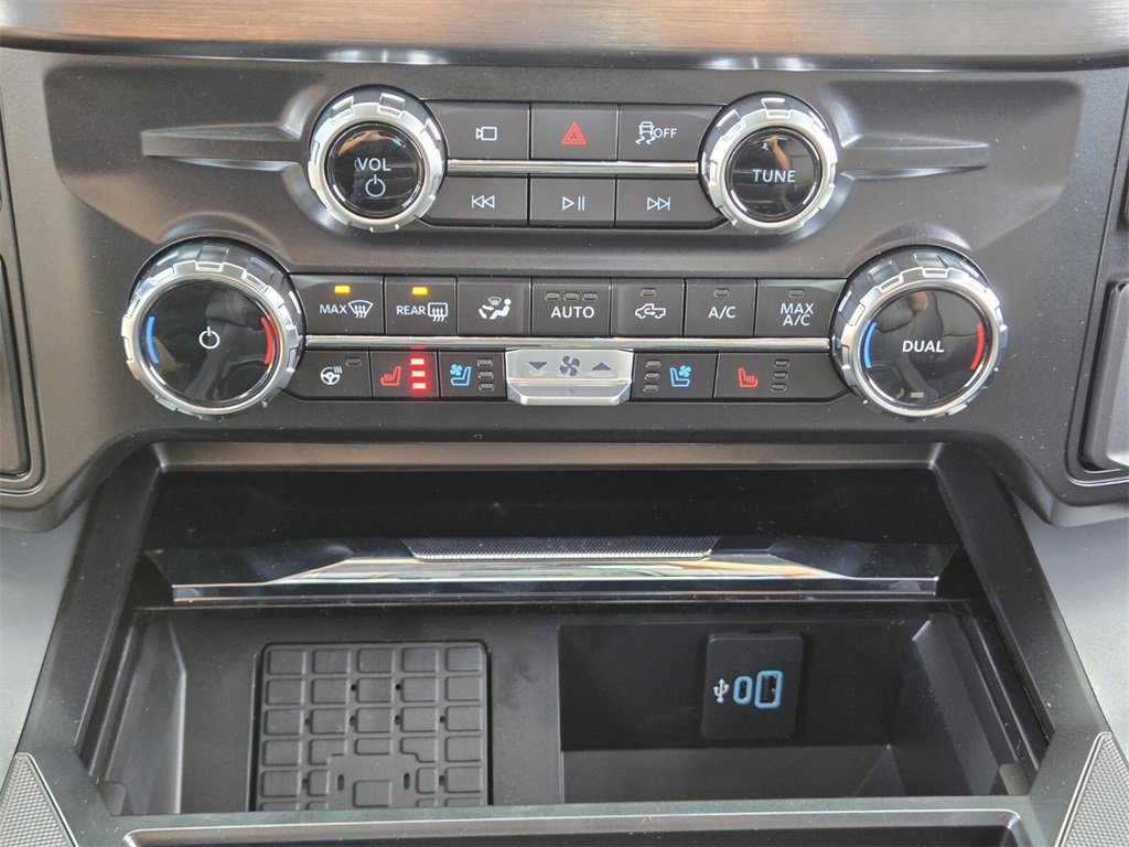 New 2026 Ford F250 Lariat image 16