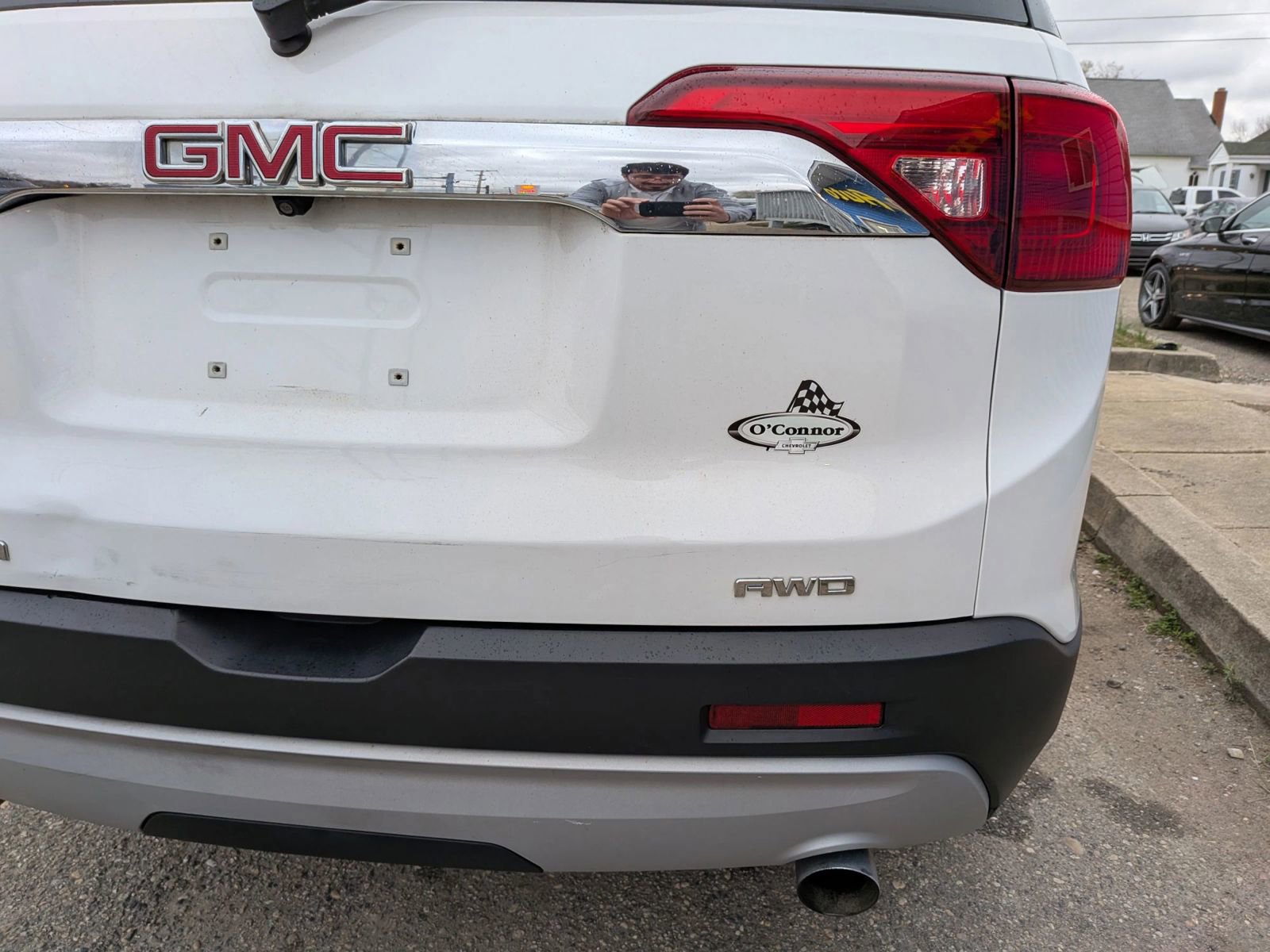Used 2019 GMC Acadia SLE image 16