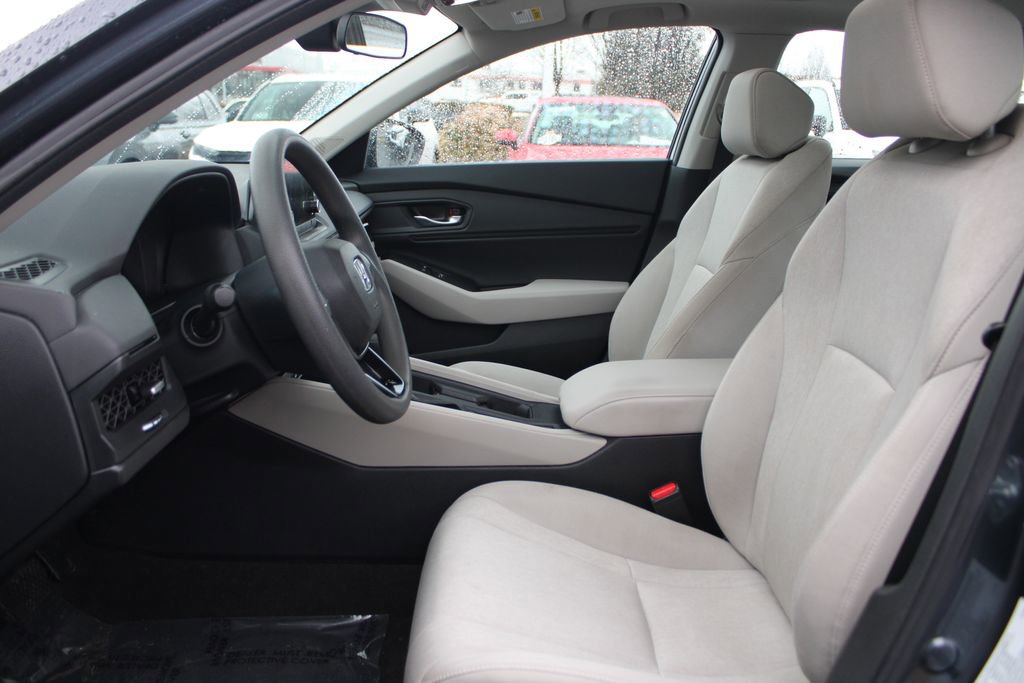 Certified 2024 Honda Accord EX image 11