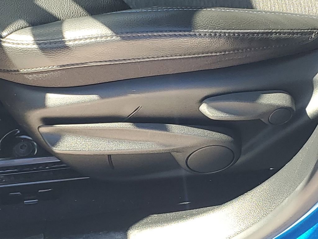 Used 2022 Jeep Compass Latitude w/ Sun and Sound Group FWD image 16