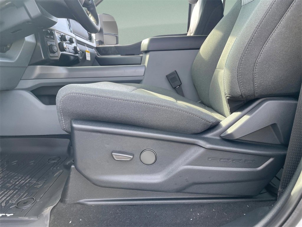 New 2026 Ford F350 XLT image 18
