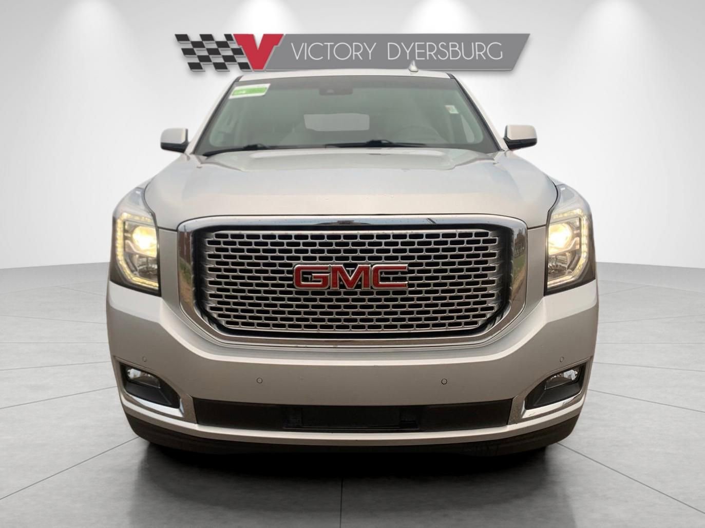 Used 2016 GMC Yukon XL Denali w/ Open Road Package image 3