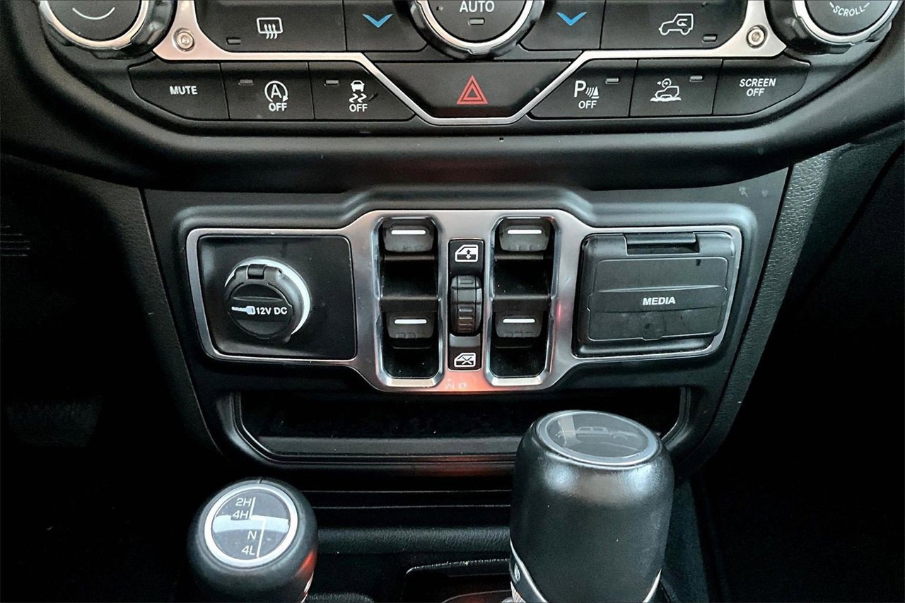 Certified 2023 Jeep Gladiator Overland image 16