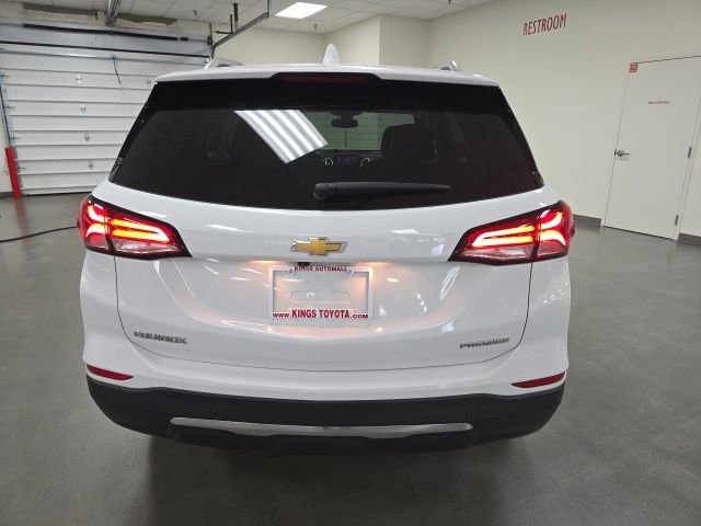 Used 2022 Chevrolet Equinox Premier FWD image 4