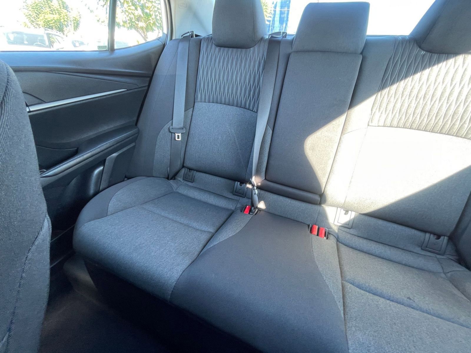 Used 2025 Toyota Camry LE image 39