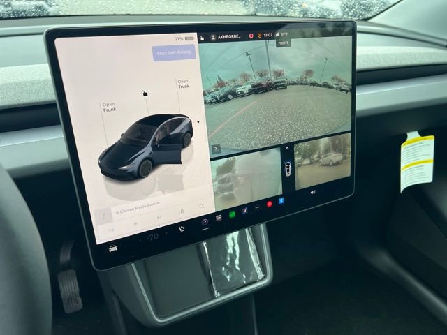 Used 2026 Tesla Model Y 2WD image 17