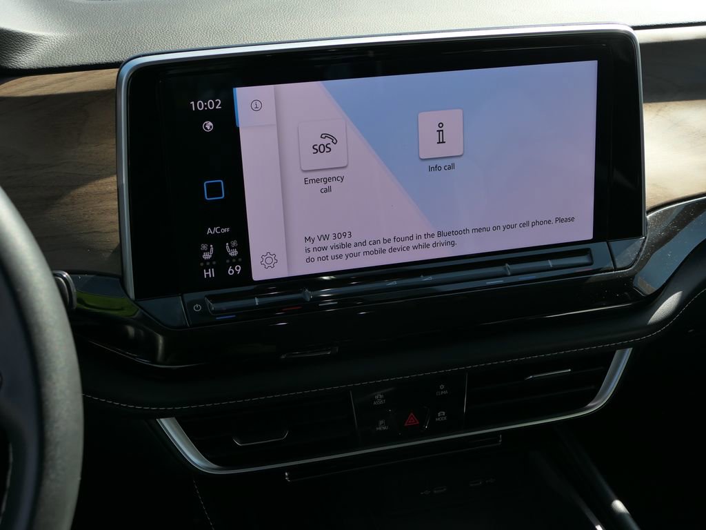 Used 2025 Volkswagen Atlas SE image 17