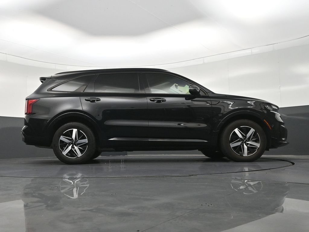 Used 2023 Kia Sorento S FWD image 28