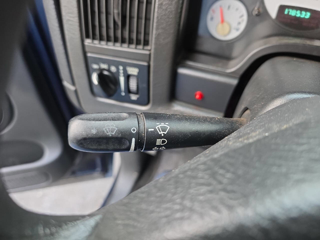 Used 2003 Dodge Ram 1500 Truck ST image 12