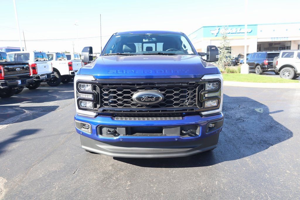 New 2026 Ford F250 Lariat w/ Black Appearance Package image 10