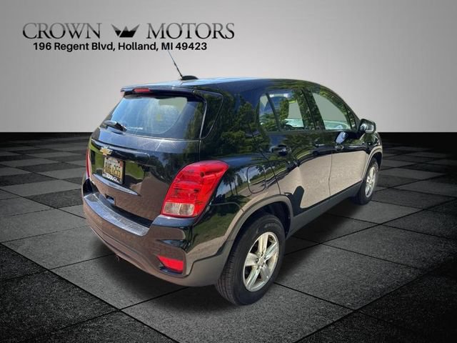 Used 2017 Chevrolet Trax LS AWD/4WD image 7