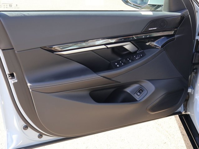 Certified 2024 BMW i5 eDrive40i w/ M Sport Package RWD image 12