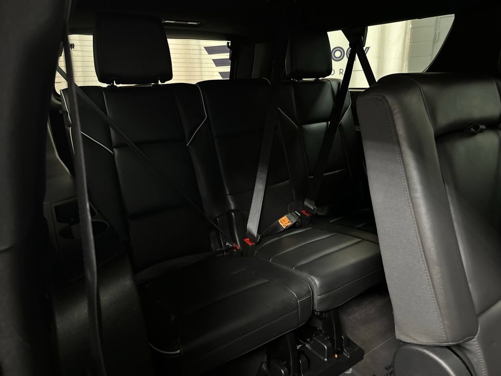 Used 2024 Cadillac Escalade ESV Premium Luxury w/ Performance Package AWD/4WD image 23