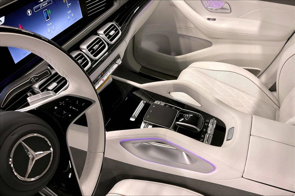 New 2026 Mercedes-Benz Maybach GLS 600 4MATIC image 8