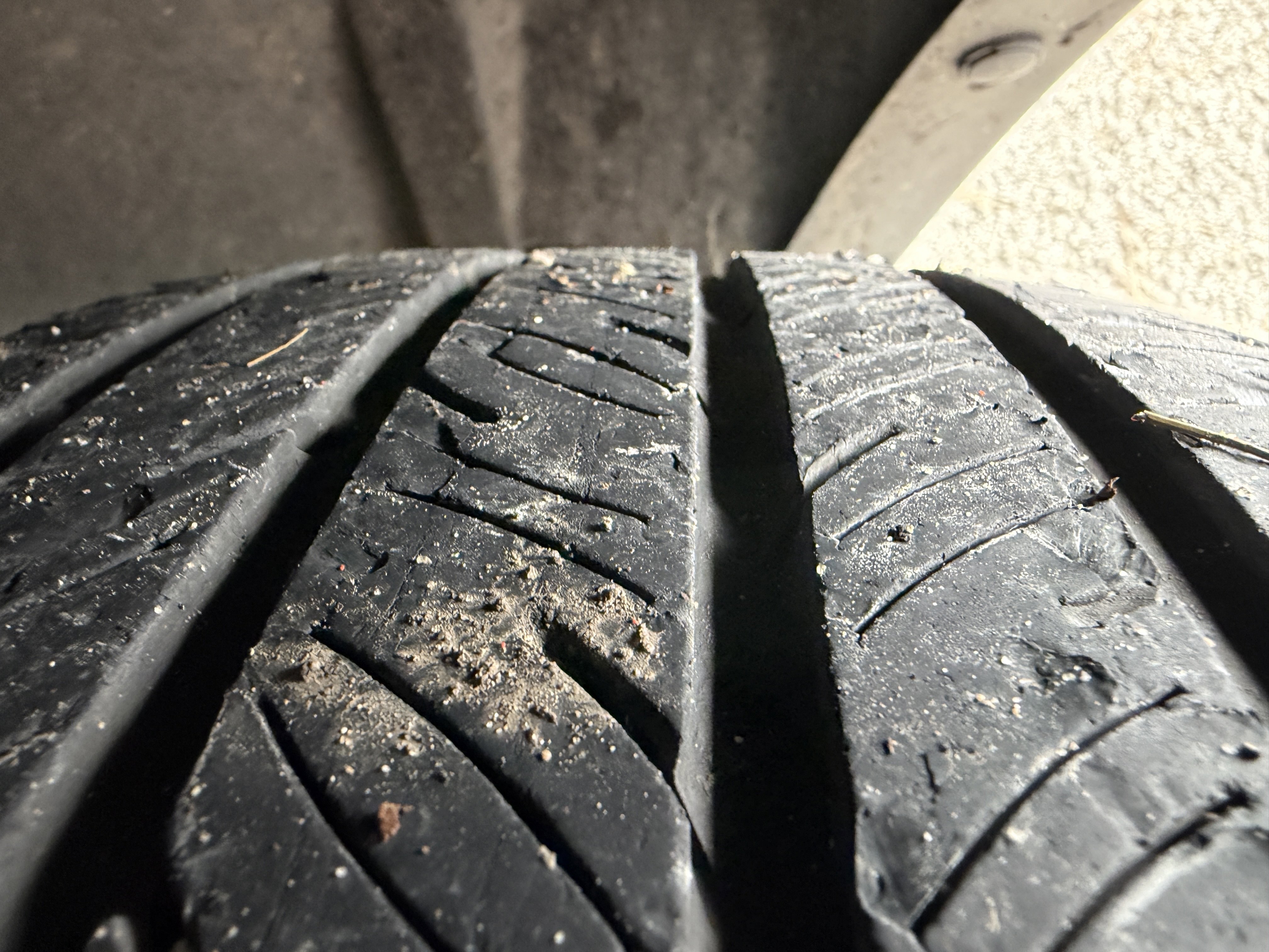 Used 2019 Ford Escape Titanium image 13