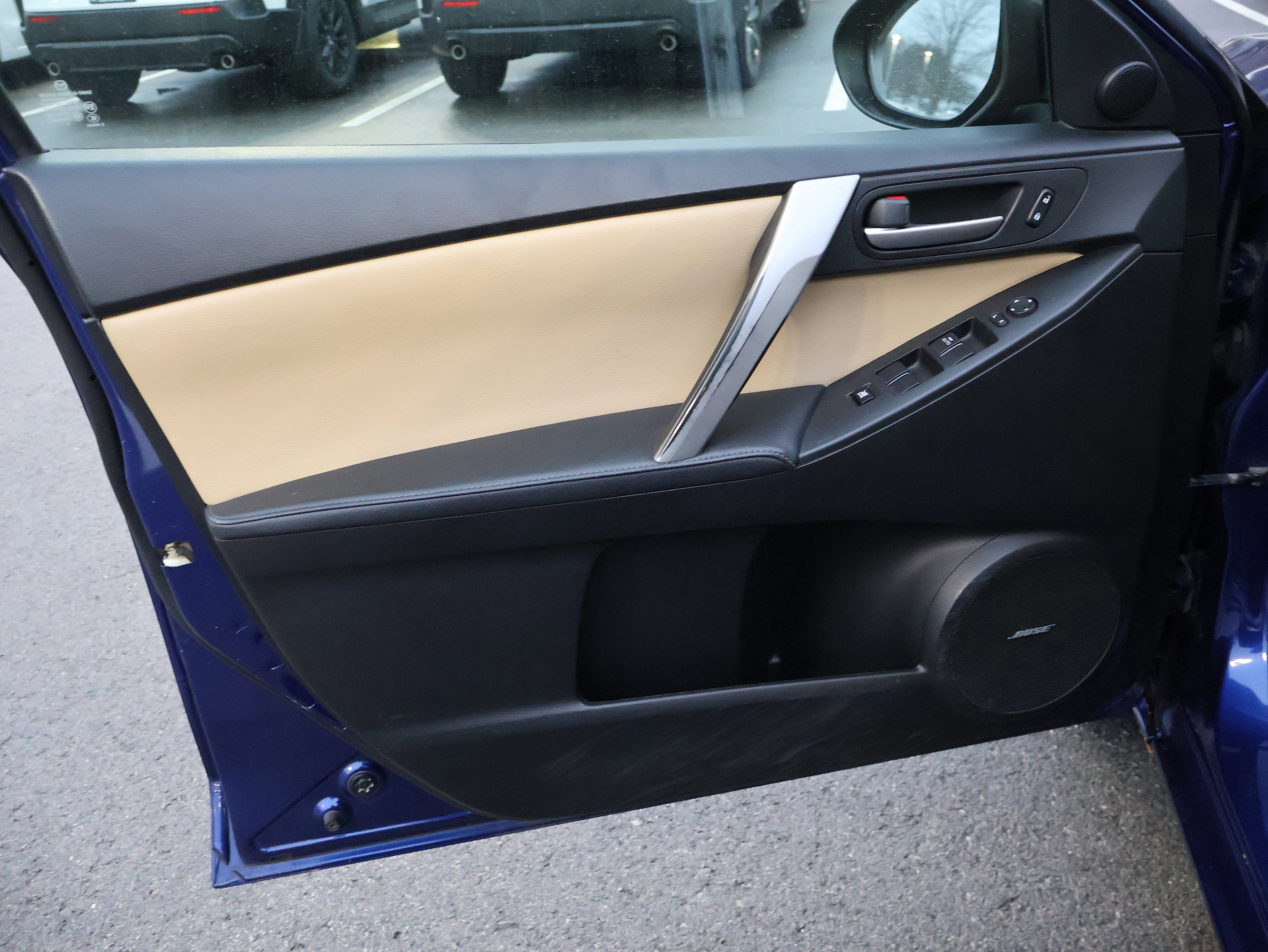 Used 2012 MAZDA MAZDA3 i Grand Touring image 20