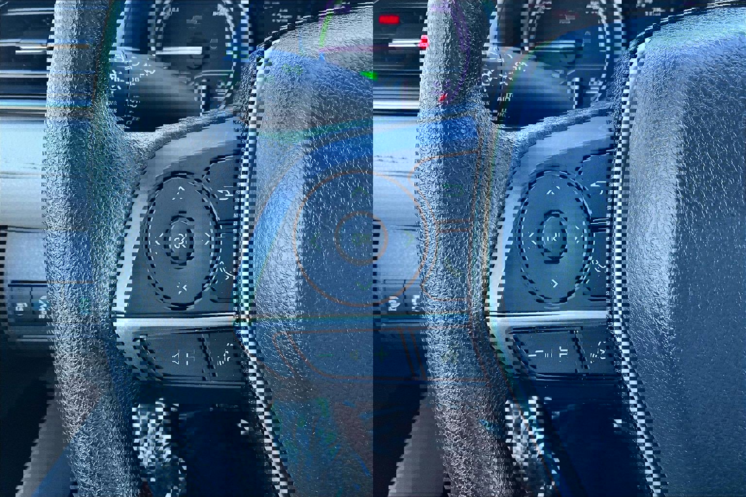 Used 2023 Toyota Camry LE image 17