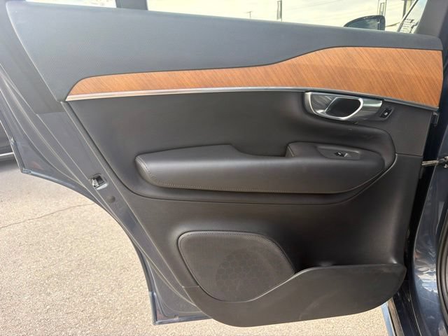 Used 2023 Volvo XC90 B6 Plus w/ Protection Package Premier AWD/4WD image 16
