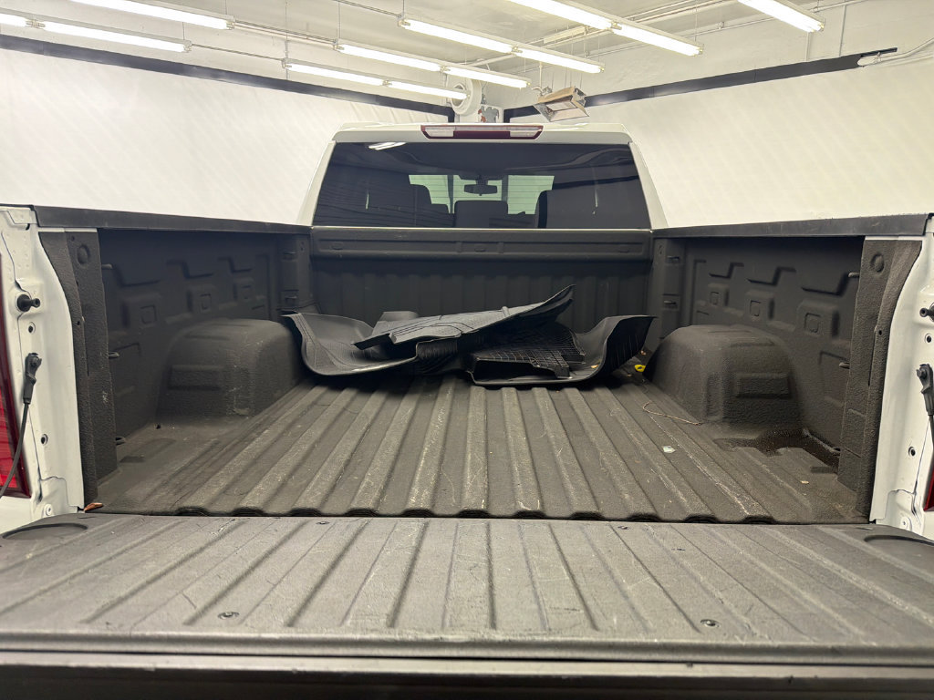 Used 2020 Chevrolet Silverado 1500 Custom Trail Boss w/ Custom Convenience Package AWD/4WD image 18