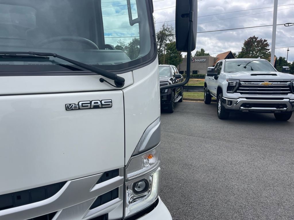 Used 2024 Chevrolet Low Cab Forward RWD image 22