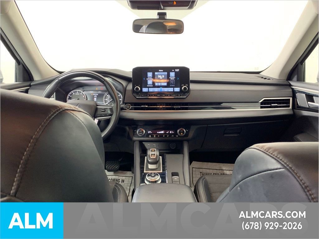 Used 2023 Mitsubishi Outlander SE Black Edition image 33