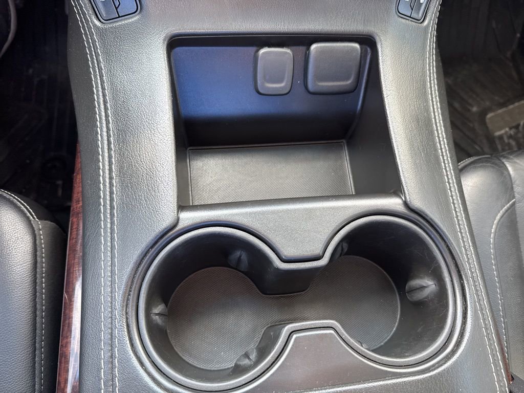 Used 2020 GMC Yukon XL SLT image 27