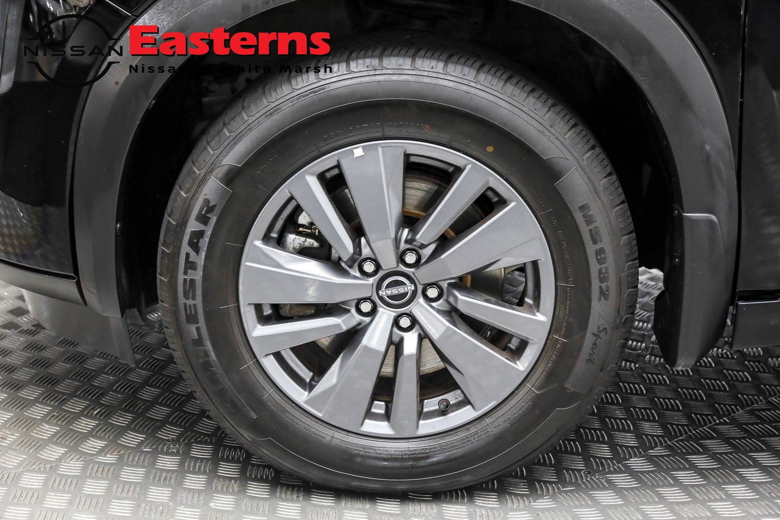 Used 2024 Nissan Pathfinder S image 44