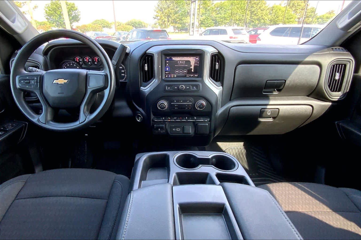 Certified 2024 Chevrolet Silverado 2500 Custom w/ Custom Value Package AWD/4WD image 15
