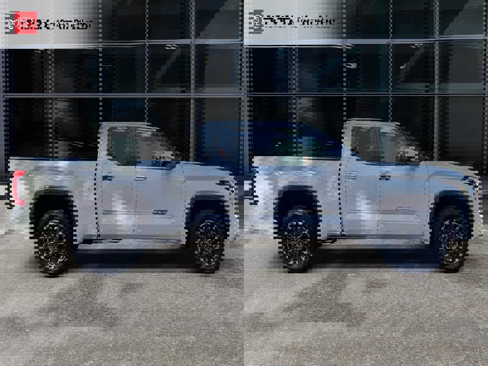 Used 2024 Toyota Tundra Limited image 12