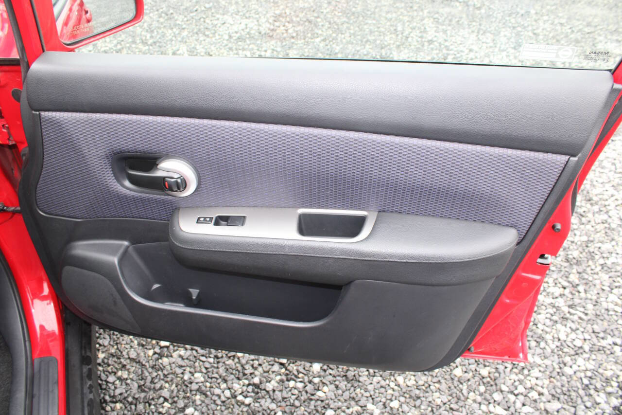 Used 2008 Nissan Versa 1.8 S w/ Convenience Pkg image 19