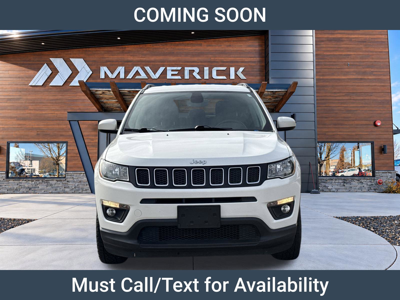 Used 2018 Jeep Compass Latitude w/ Popular Equipment Group AWD/4WD image 2