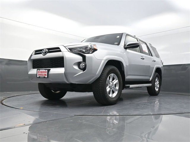 Used 2020 Toyota 4Runner SR5 image 29