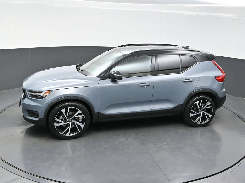 Used 2021 Volvo XC40 T5 R-Design w/ Protection Package Premier AWD/4WD image 29