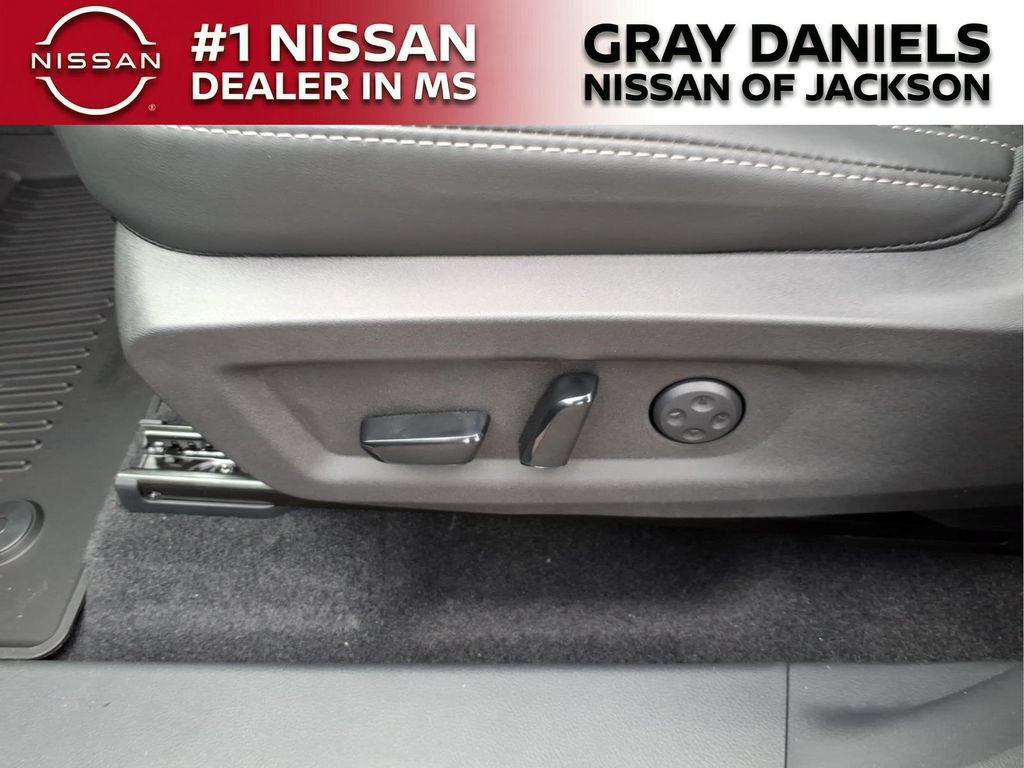 New 2026 Nissan Murano Platinum w/ Cargo Package AWD/4WD image 13