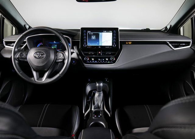 Used 2022 Toyota Corolla XSE image 4