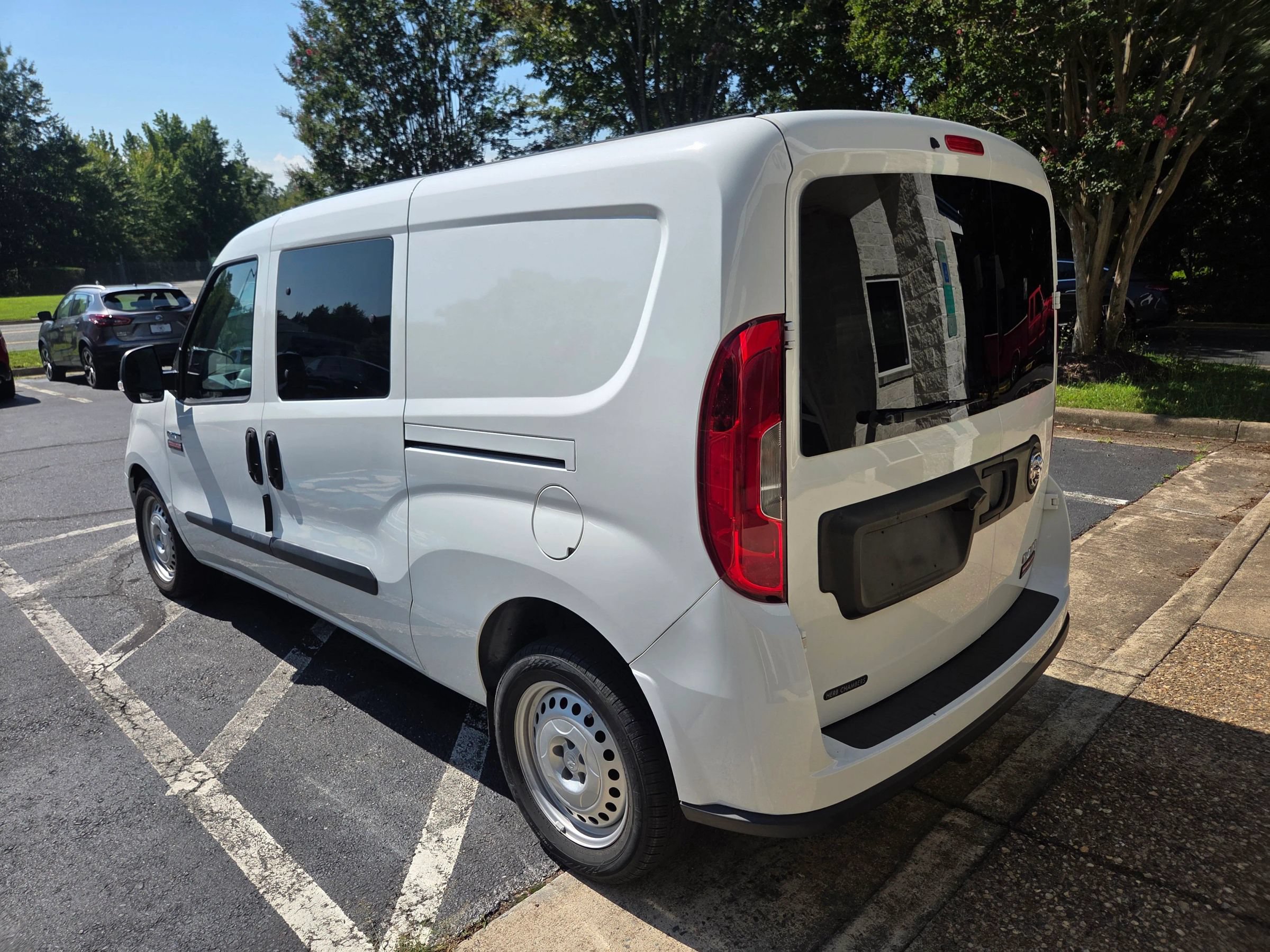 Used 2022 RAM ProMaster City Tradesman w/ Window Group 05 FWD image 2