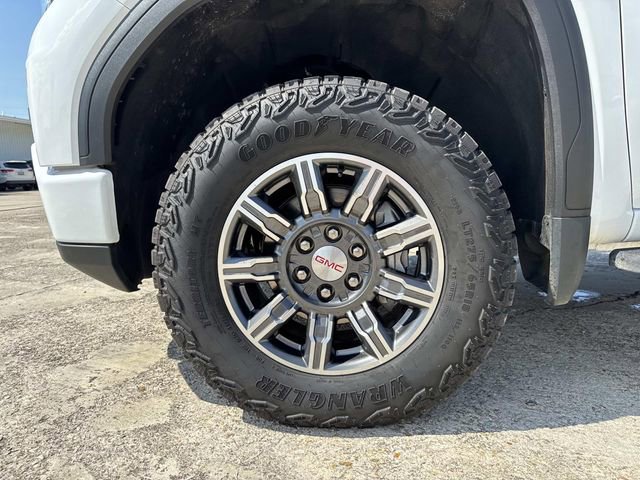 Used 2024 GMC Sierra 1500 AT4 w/ Technology Package image 19