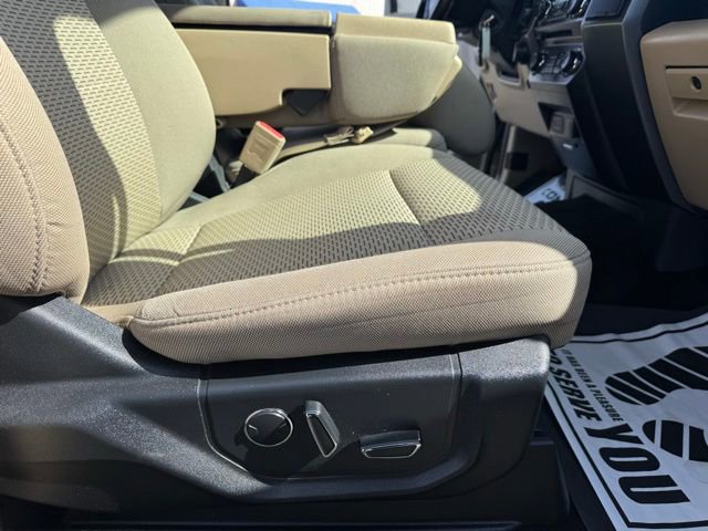 Used 2018 Ford F150 XLT w/ Equipment Group 302A Luxury AWD/4WD image 37