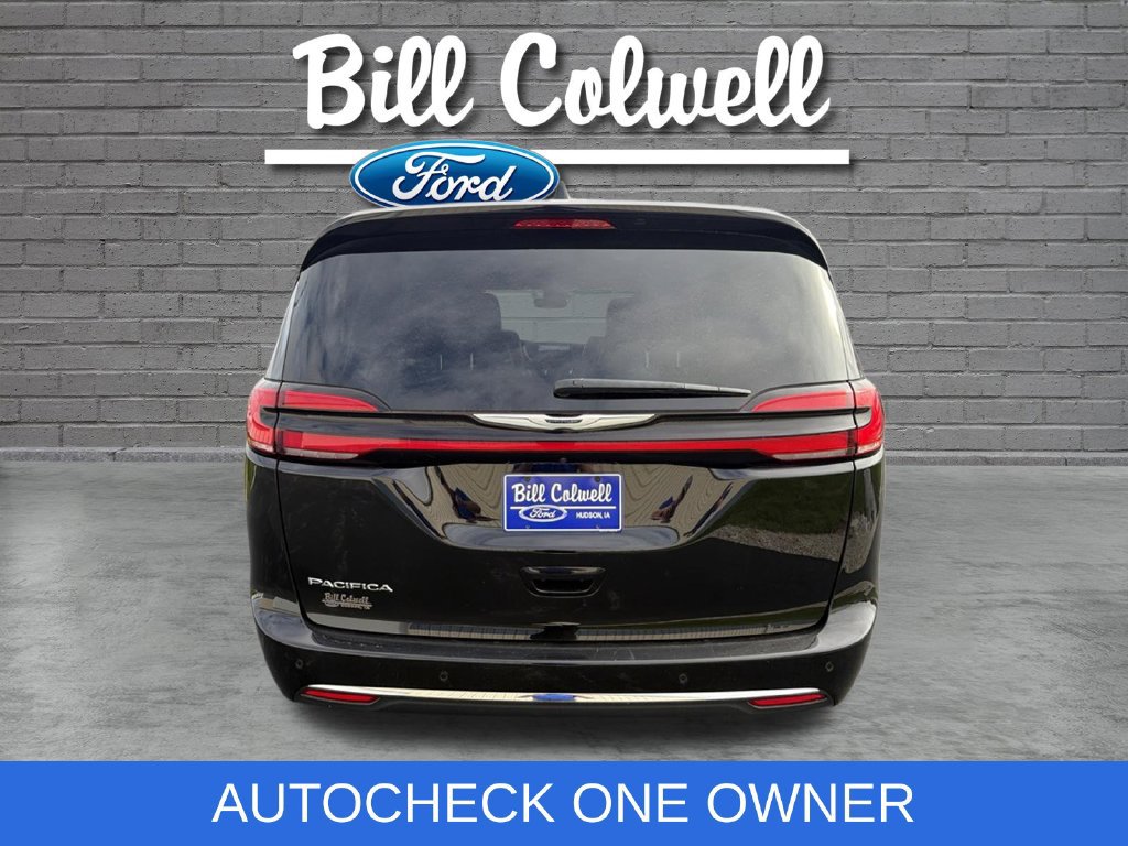 Used 2025 Chrysler Pacifica Select FWD image 6