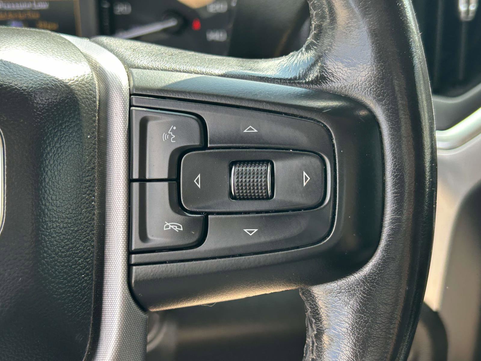 Used 2021 GMC Sierra 2500 SLT w/ SLT Premium Package image 21