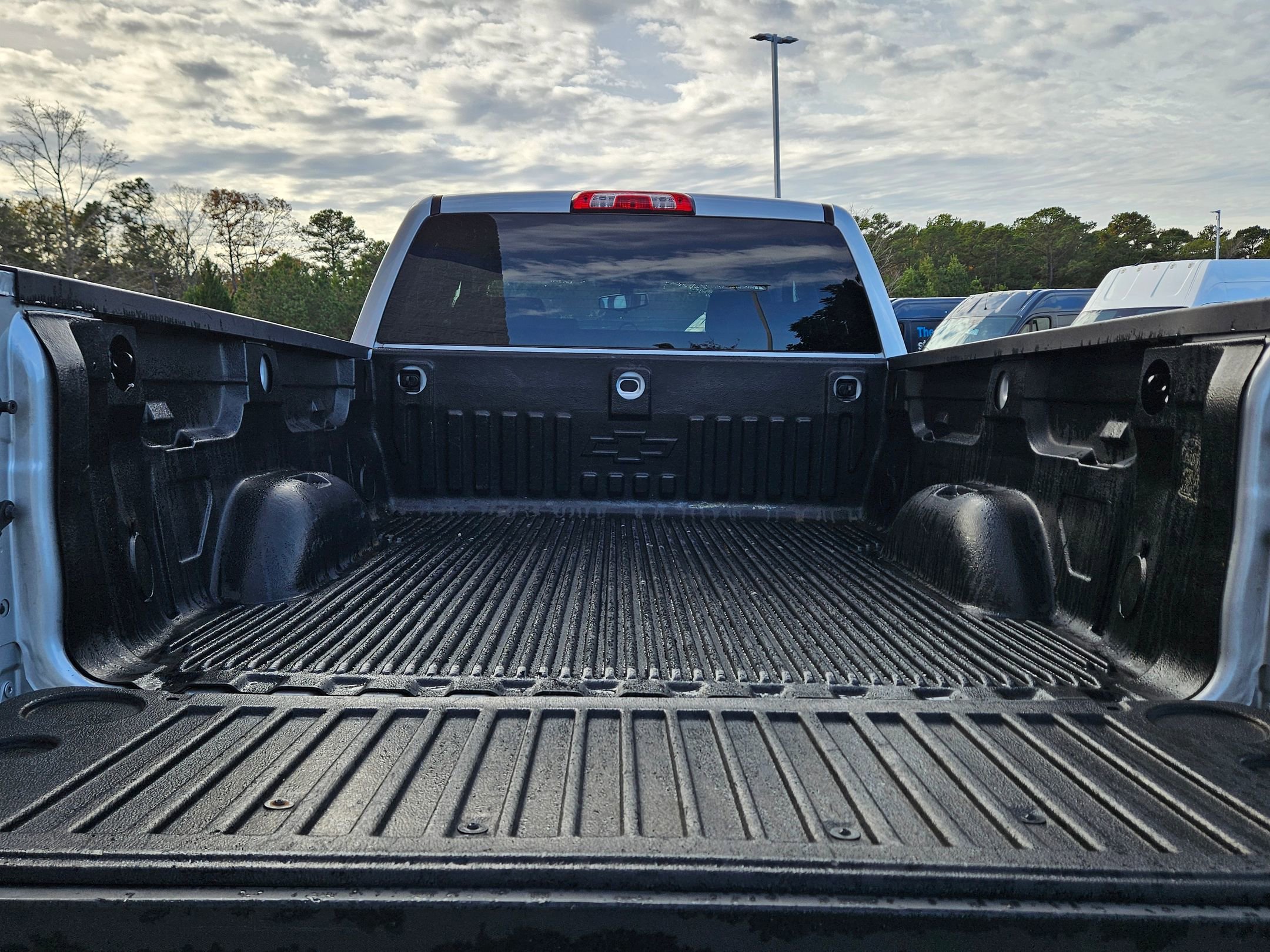 Used 2018 Chevrolet Silverado 1500 LT w/ All Star Edition image 28