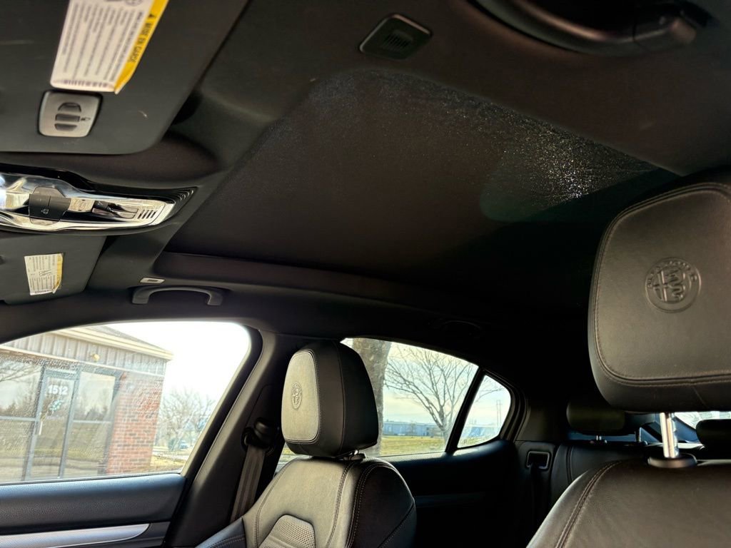 Used 2018 Alfa Romeo Stelvio Ti Sport image 29