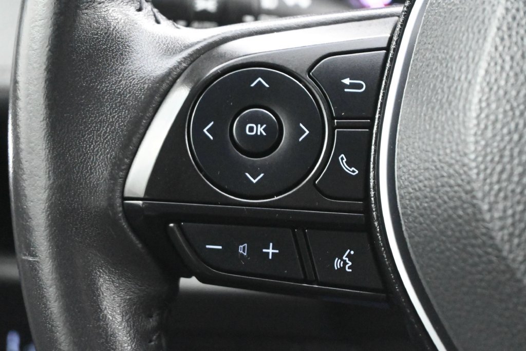 Used 2024 Toyota RAV4 XLE Premium FWD image 6