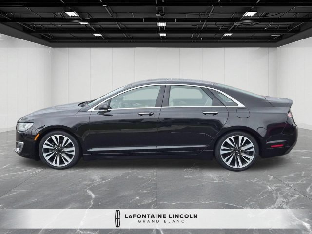 Used 2020 Lincoln MKZ Reserve w/ Elements Package FWD image 2
