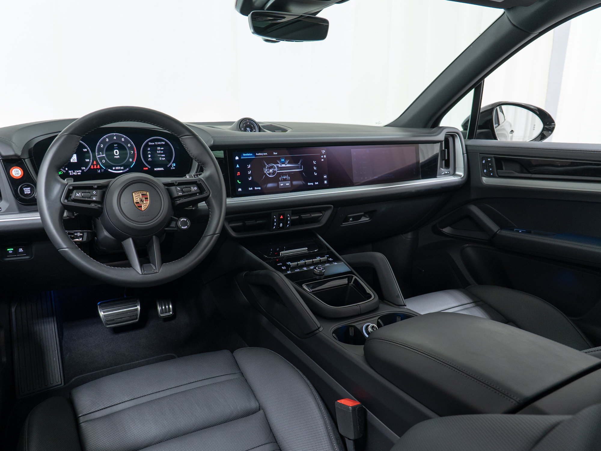 Certified 2026 Porsche Cayenne w/ Premium Package Plus AWD/4WD image 21