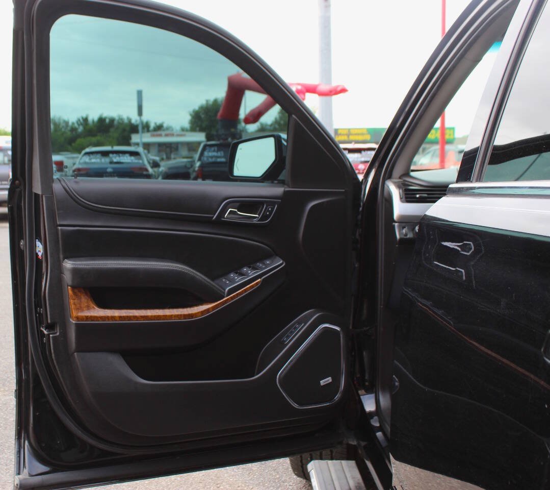 Used 2015 Chevrolet Tahoe LTZ AWD/4WD image 23