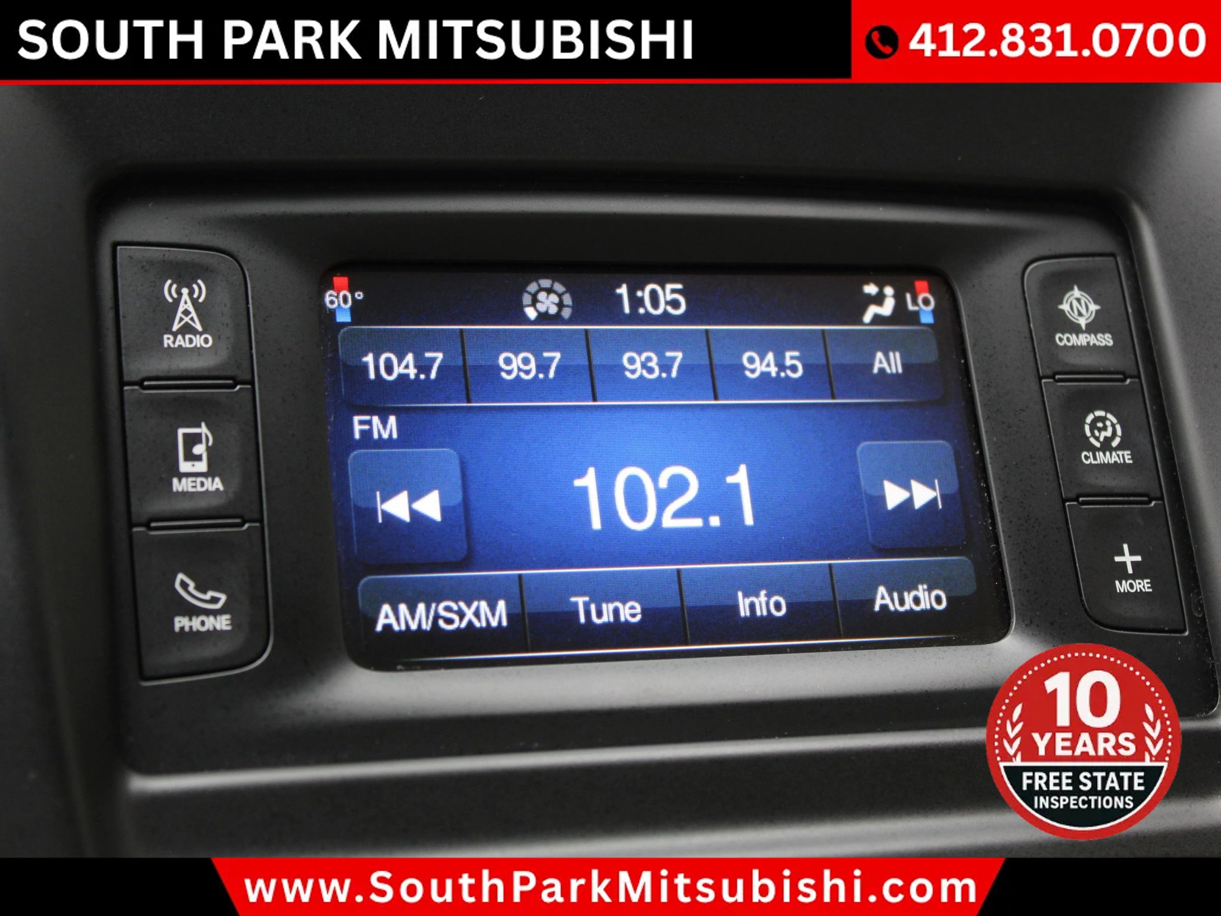 Used 2015 Chrysler 200 C FWD image 19