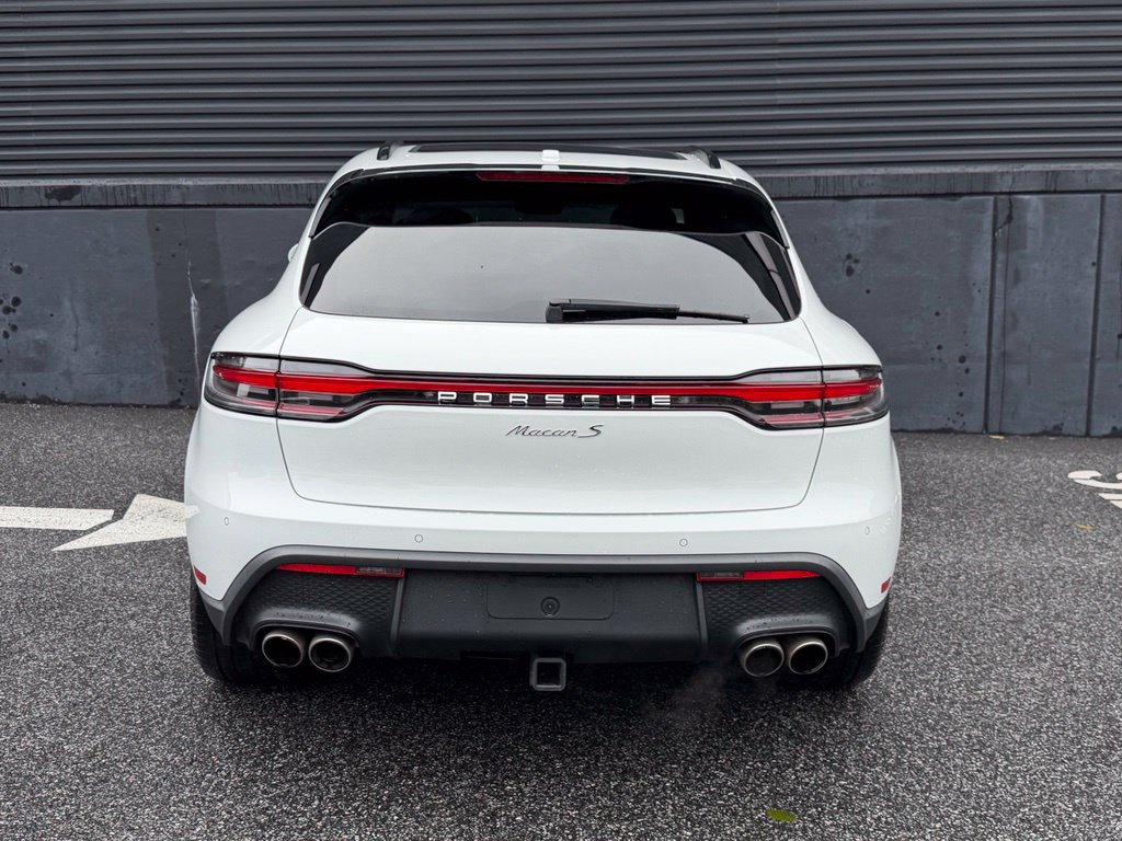 Certified 2023 Porsche Macan S AWD/4WD image 9